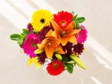 Load image into Gallery viewer, Monthly Flower Subscription (Recurring) - FREE SHIPPING!