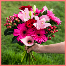 Load image into Gallery viewer, Flower Delivery