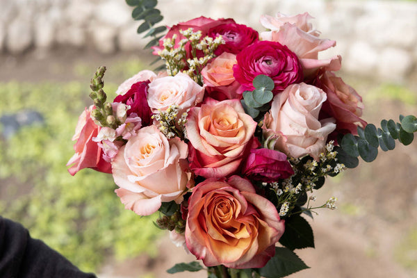 Farm-direct sustainable flowers delivered by ReVased.