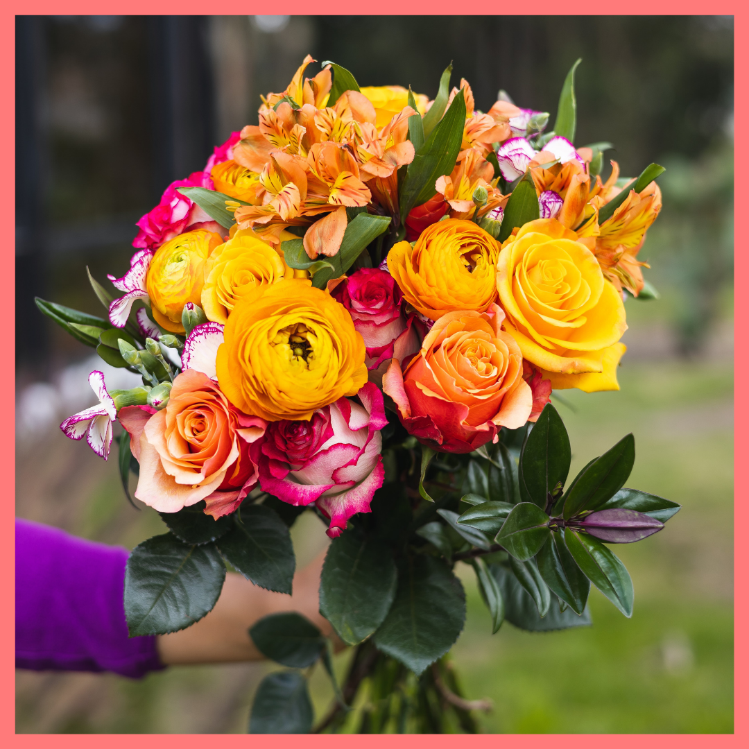 The Always Thankful flower bouquet includes mixed stems of roses, ranunculus, alstroemeria, hebes, and solomio. Please note that as flowers are a live product, colors and varieties may slightly vary from the photos shown to provide you with the freshest and most beautiful bouquet.