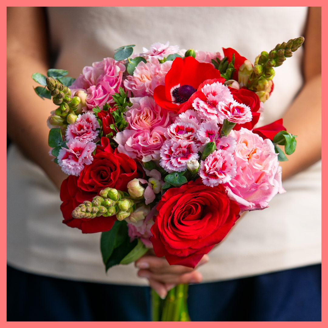 The VDAY Szn bouquet includes mixed stems of roses, snapdragon, solomio, anemone, and eucalyptus. Please note that as flowers are a live product, colors and varieties may slightly vary from the photos shown to provide you with the freshest and most beautiful bouquet.