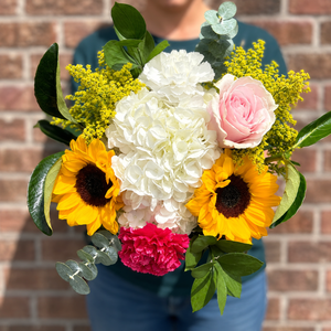Bright Outlook Flower Bouquet