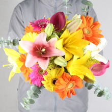 Load image into Gallery viewer, Monthly Flower Subscription (Recurring) - FREE SHIPPING!
