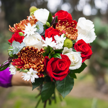 Load image into Gallery viewer, Christmas Flower Bouquet
