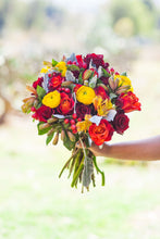 Load image into Gallery viewer, Thanksgiving Flower Bouquet
