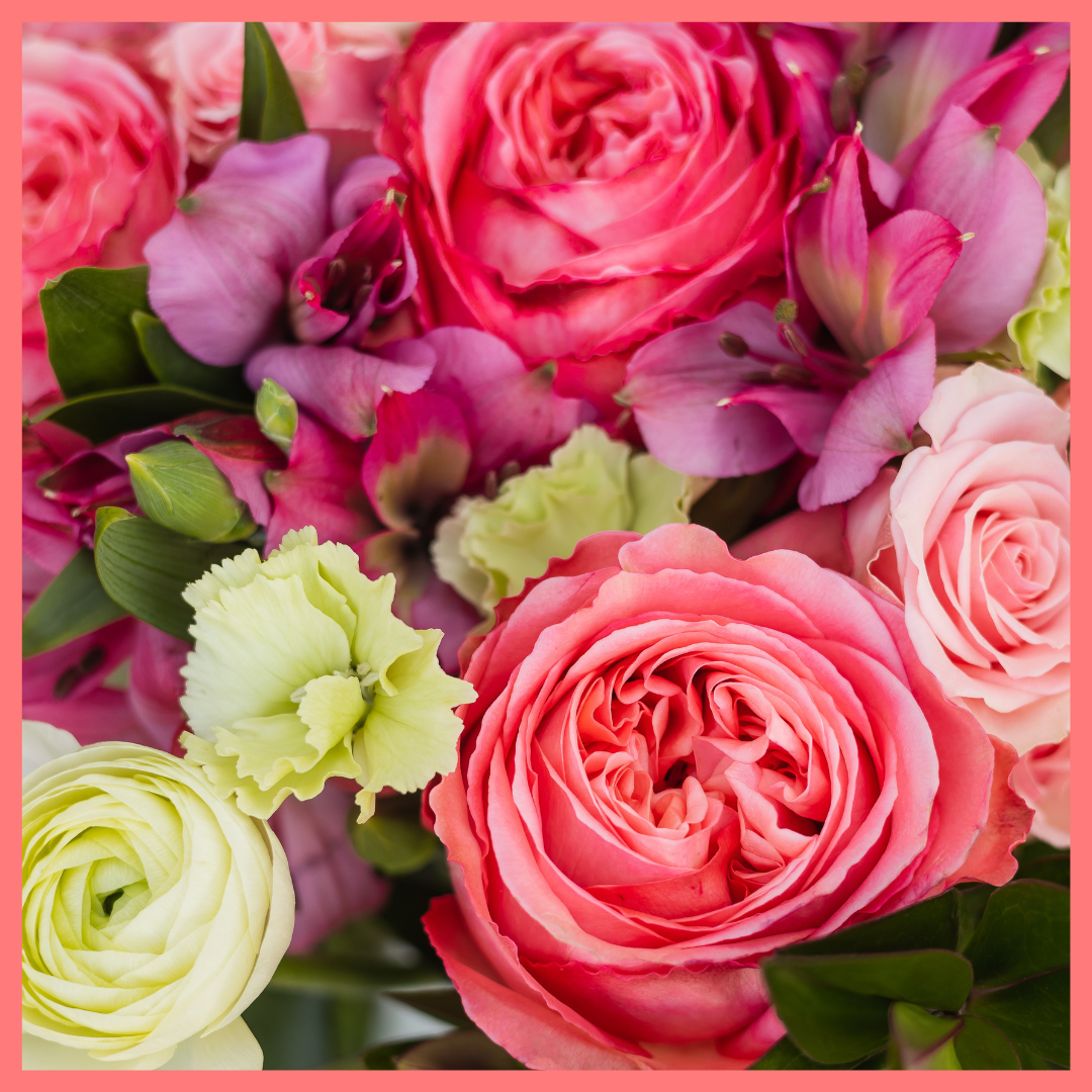 Order The 365 flower bouquet. The 365 bouquet includes 38-40 mixed stems of roses, spray roses, solomio, alstroemeria, hebes, and ranunculus. Vase included. Please note that as flowers are a live product, colors and varieties may slightly vary from the photos shown to provide you with the freshest and most beautiful bouquet.