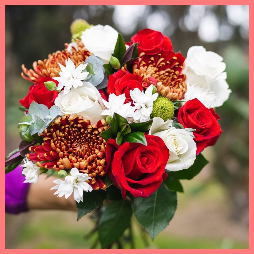 Order the Jingle Jingle Christmas flower bouquet! The Jingle Jingle flower bouquet includes mixed stems of roses, scabiosa, chrysanthemums, solomio, hebes, and eucalyptus. The flowers will be shipped directly from the farm to you!