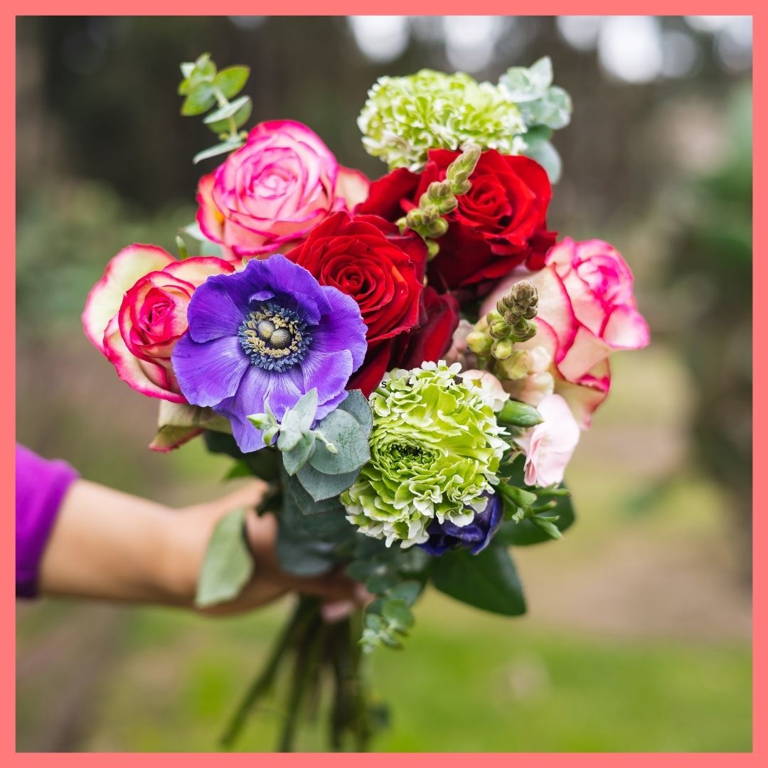 Order the Meant For Each Other flower bouquet! The Meant For Each Other flower bouquet includes mixed stems of roses, anemone, ranunculus, snapdragons, and eucalyptus. The flowers will be shipped directly from the farm to you!