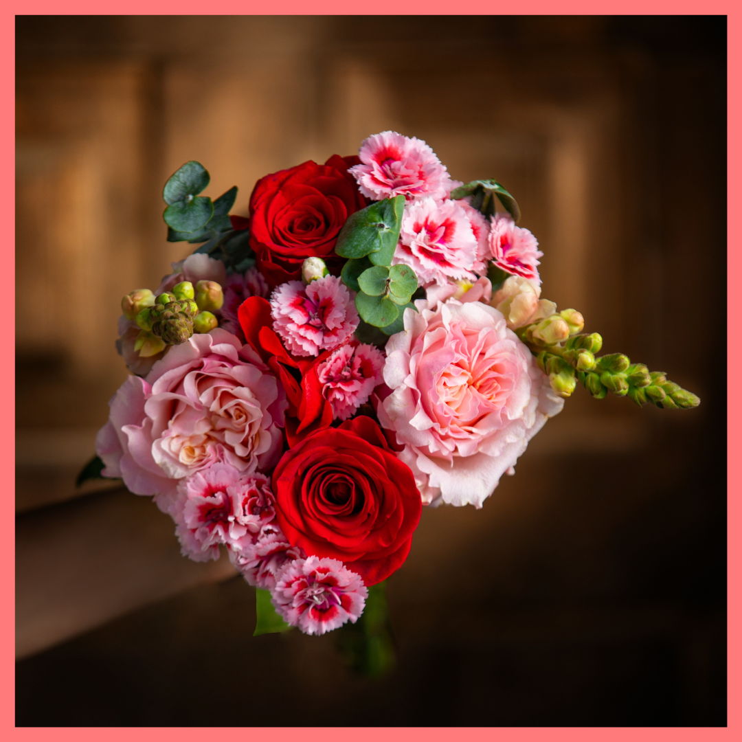 The VDAY Szn bouquet includes mixed stems of roses, snapdragon, solomio, anemone, and eucalyptus. Please note that as flowers are a live product, colors and varieties may slightly vary from the photos shown to provide you with the freshest and most beautiful bouquet.