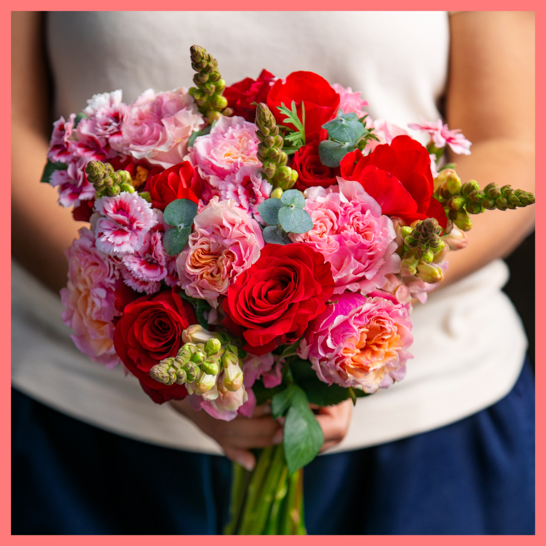 The VDAY Szn bouquet includes mixed stems of roses, snapdragon, solomio, anemone, and eucalyptus. Please note that as flowers are a live product, colors and varieties may slightly vary from the photos shown to provide you with the freshest and most beautiful bouquet.