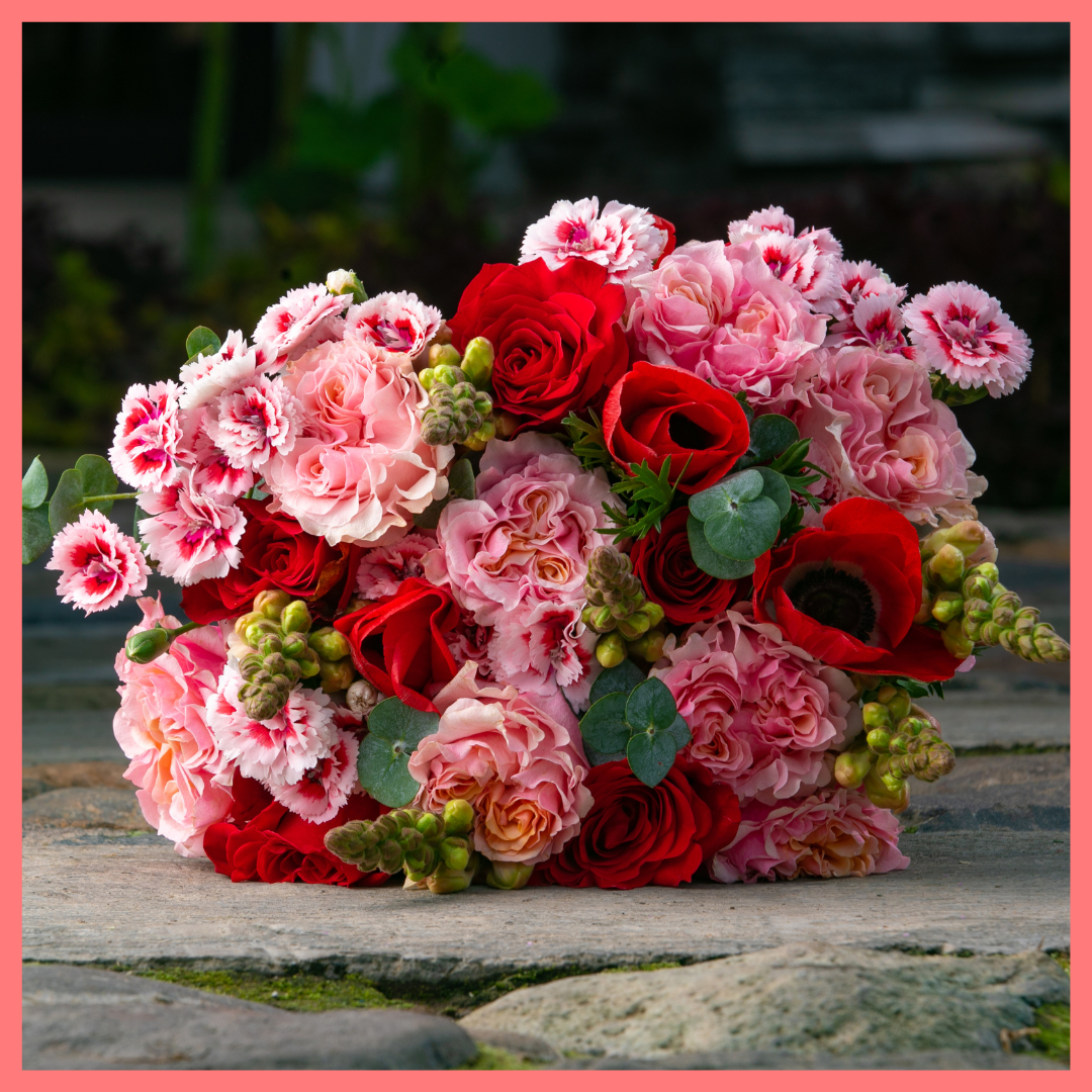The VDAY Szn bouquet includes mixed stems of roses, snapdragon, solomio, anemone, and eucalyptus. Please note that as flowers are a live product, colors and varieties may slightly vary from the photos shown to provide you with the freshest and most beautiful bouquet.