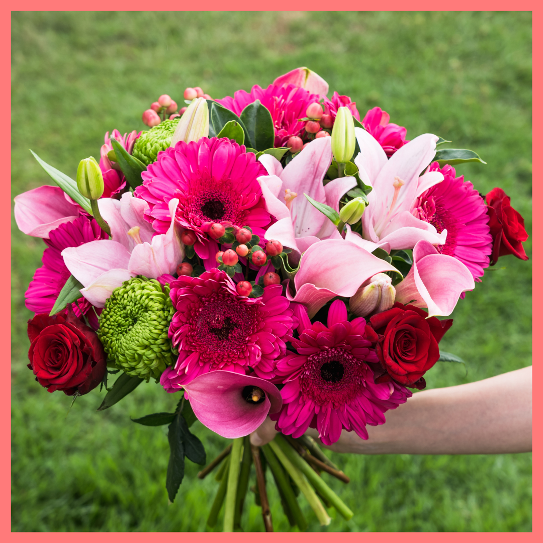 By selecting the Growers' Choice - Valentine's Day flower Bouquet, you will receive a surprise Valentine's Day-themed arrangement of the highest quality flowers selected by our team. The bouquets shown here are examples. If you would like to receive a specific bouquet, please see the rest of our Valentine's Day Collection.