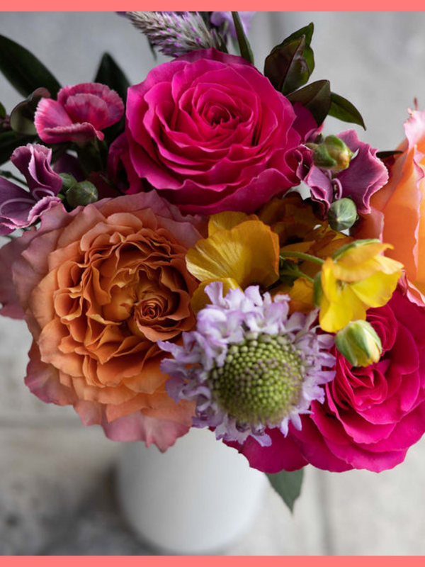 The Butterflies bouquet includes mixed stems of roses, butterfly ranunculus, matilda, scabiosa, and hebes. Please note that as flowers are a live product, colors and varieties may slightly vary from the photos shown to provide you with the freshest and most beautiful bouquet.