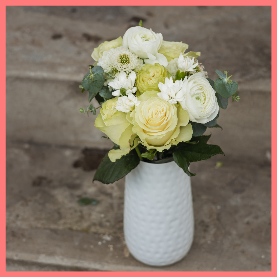 The Sending Love bouquet includes mixed stems of roses, scabiosa, solomios, ranunculus, and eucalyptus. Please note that as flowers are a live product, colors and varieties may slightly vary from the photos shown to provide you with the freshest and most beautiful bouquet.