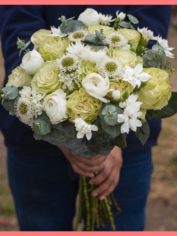 The Sending Love bouquet includes mixed stems of roses, scabiosa, solomios, ranunculus, and eucalyptus. Please note that as flowers are a live product, colors and varieties may slightly vary from the photos shown to provide you with the freshest and most beautiful bouquet.